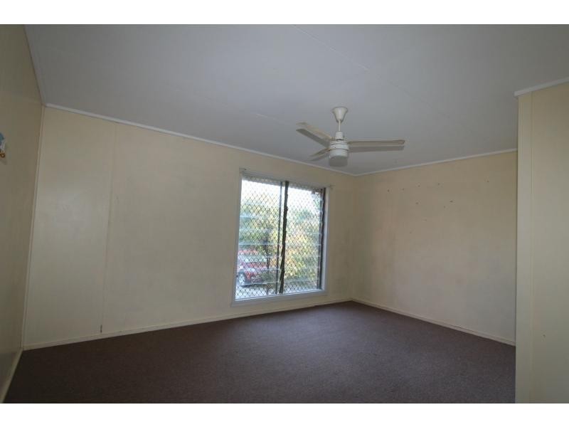 77 Ellen Street, Logan Central QLD 4114