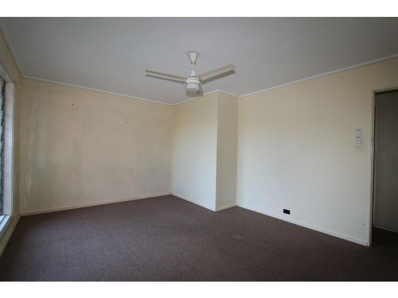 77 Ellen Street, Logan Central QLD 4114