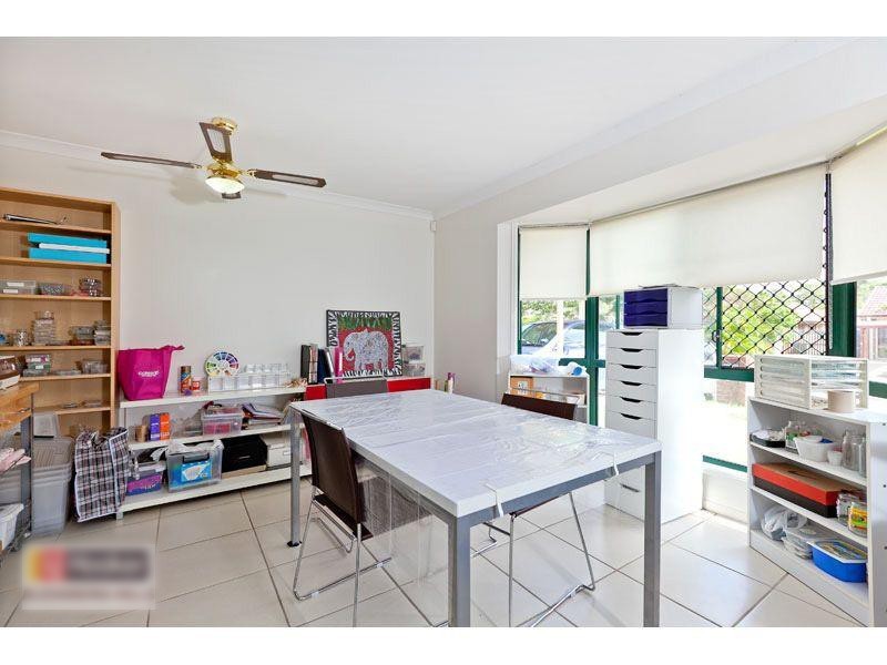 22 Cherrytree Place, Waterford West QLD 4133