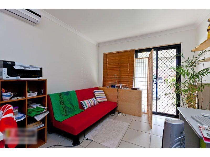 22 Cherrytree Place, Waterford West QLD 4133
