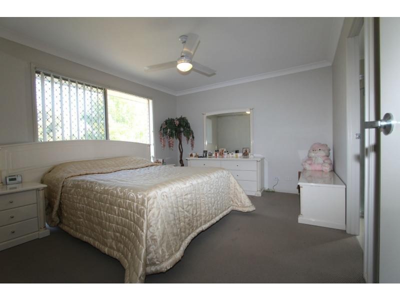 10 Lucy Street, Marsden QLD 4132