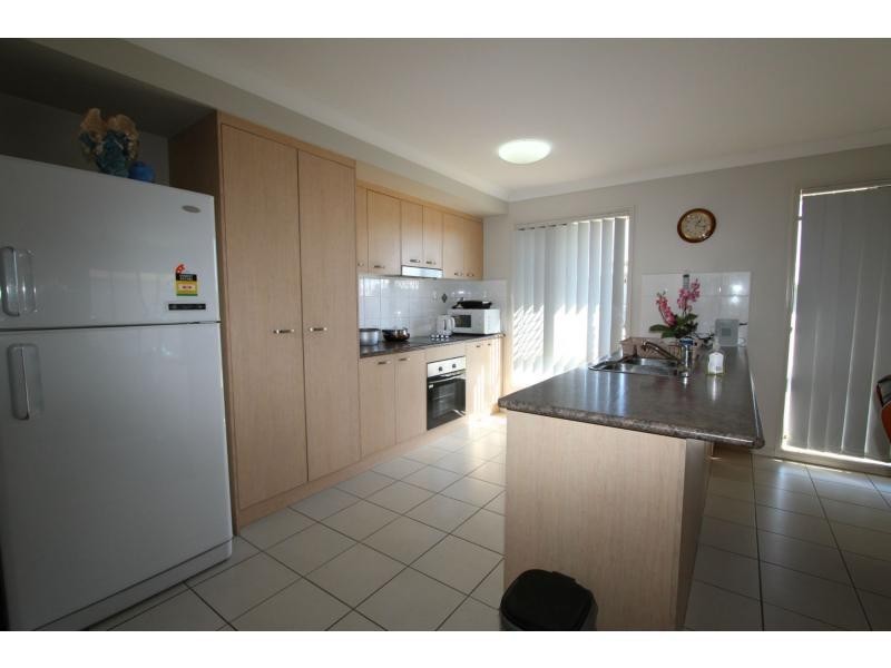 10 Lucy Street, Marsden QLD 4132