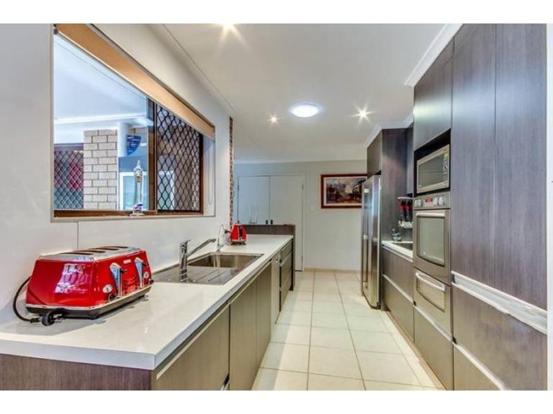 66 Aquarius Drive, Kingston QLD 4114