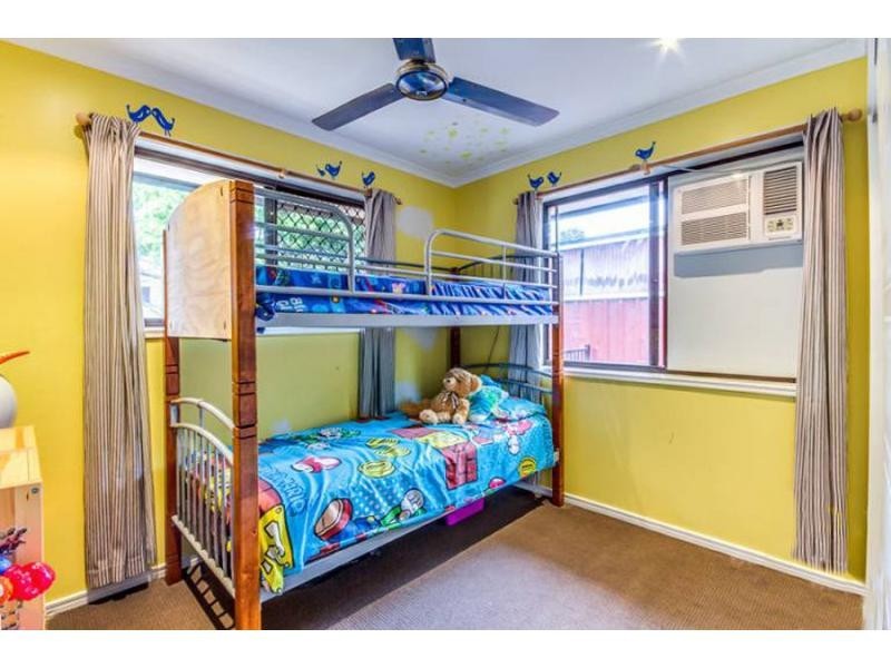 66 Aquarius Drive, Kingston QLD 4114