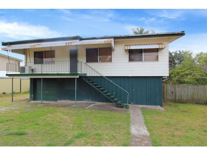 1 Ewinga Street, Kingston QLD 4114