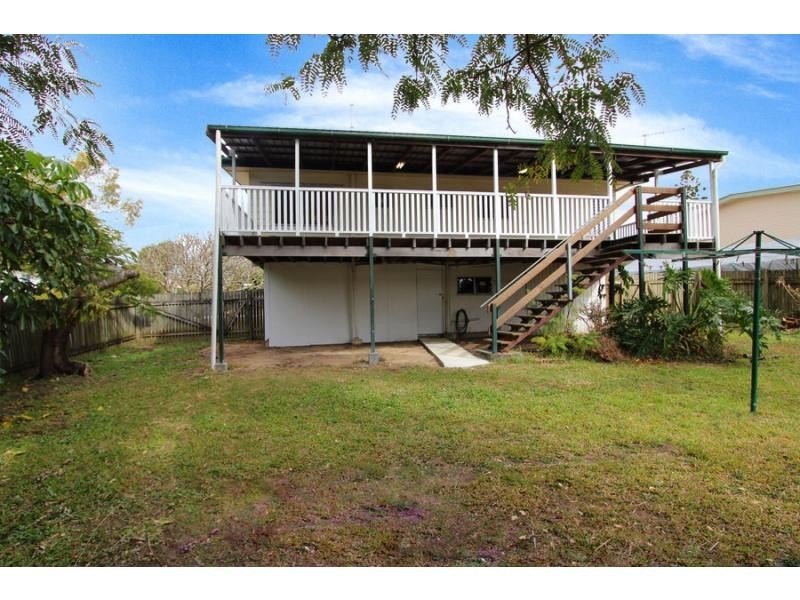 1 Ewinga Street, Kingston QLD 4114