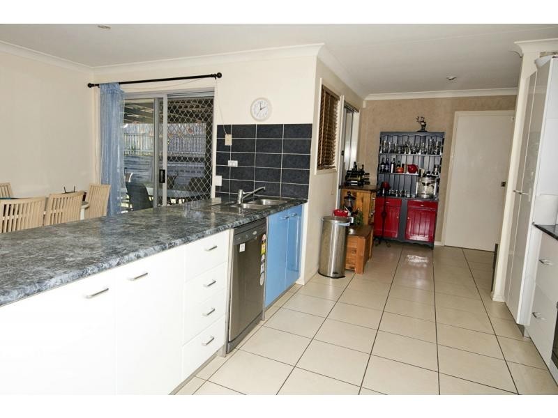 14 Sandra Ann Drive, Edens Landing QLD 4207