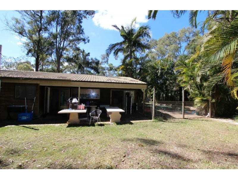 39-41 Station Road, Loganlea QLD 4131