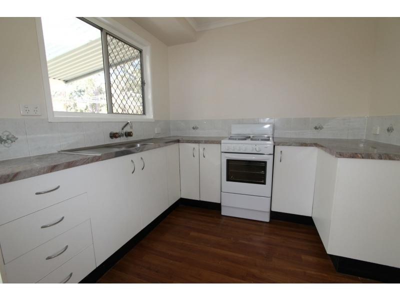 76 Mayes Avenue, Kingston QLD 4114