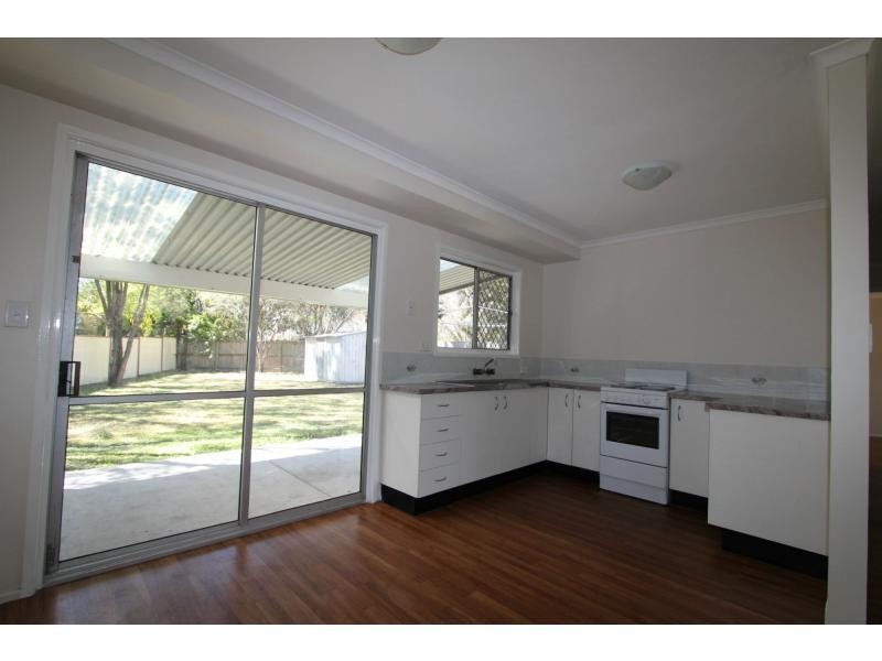76 Mayes Avenue, Kingston QLD 4114