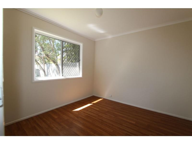 76 Mayes Avenue, Kingston QLD 4114