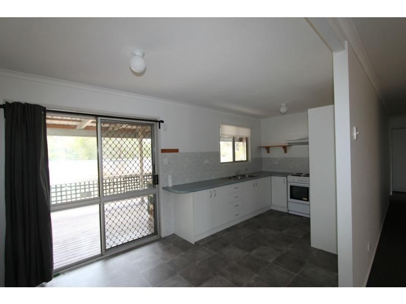 118 Jacaranda Avenue, Logan Central QLD 4114