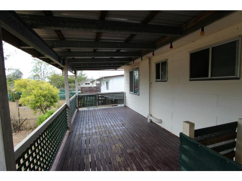 118 Jacaranda Avenue, Logan Central QLD 4114