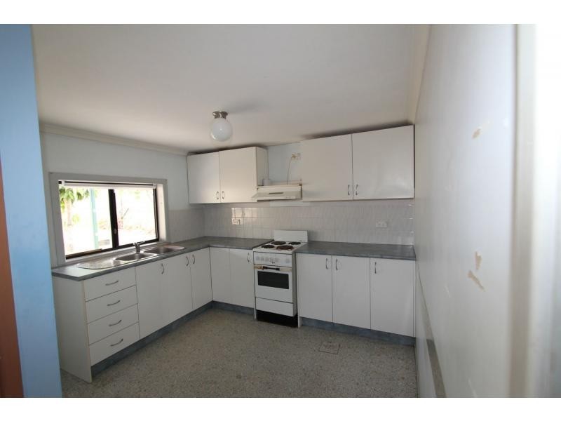 118 Jacaranda Avenue, Logan Central QLD 4114