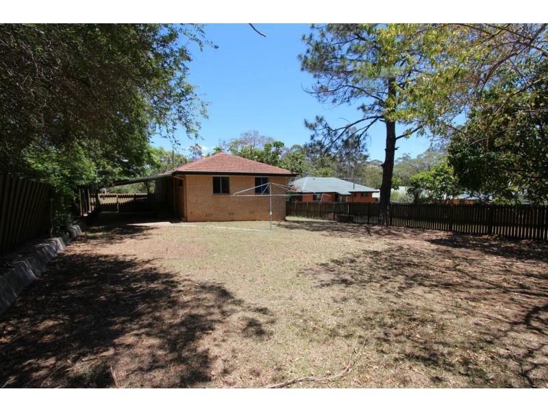 40 Eridani Avenue, Kingston QLD 4114