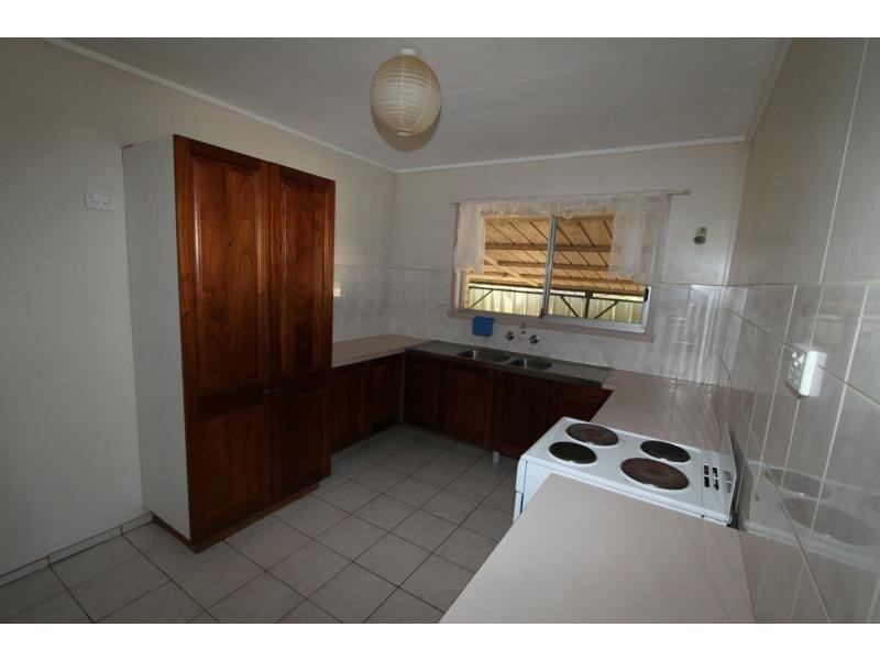 40 Eridani Avenue, Kingston QLD 4114