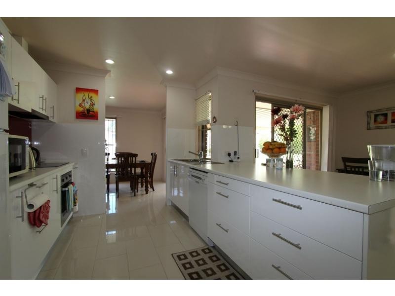 34 Diamantina Street, Hillcrest QLD 4118