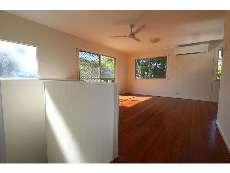 5 Poppy Street, Kingston QLD 4114