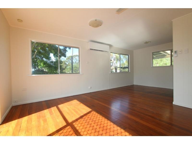 5 Poppy Street, Kingston QLD 4114