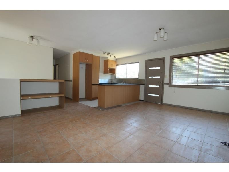 11 Kurrajong Street, Woodridge QLD 4114
