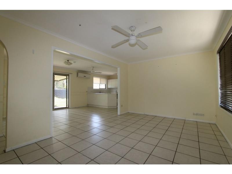 13 Lynelle Street, Marsden QLD 4132