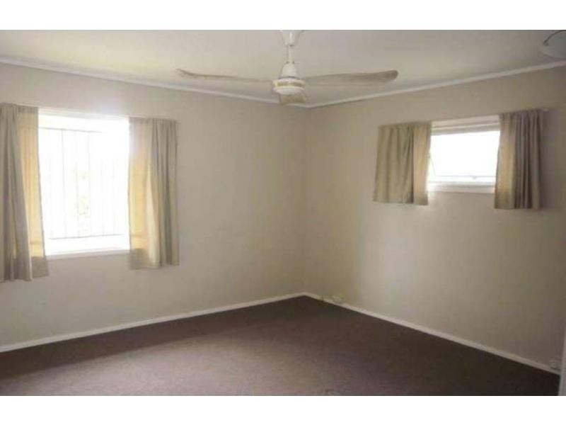 10 Baringa Street, Logan Central QLD 4114