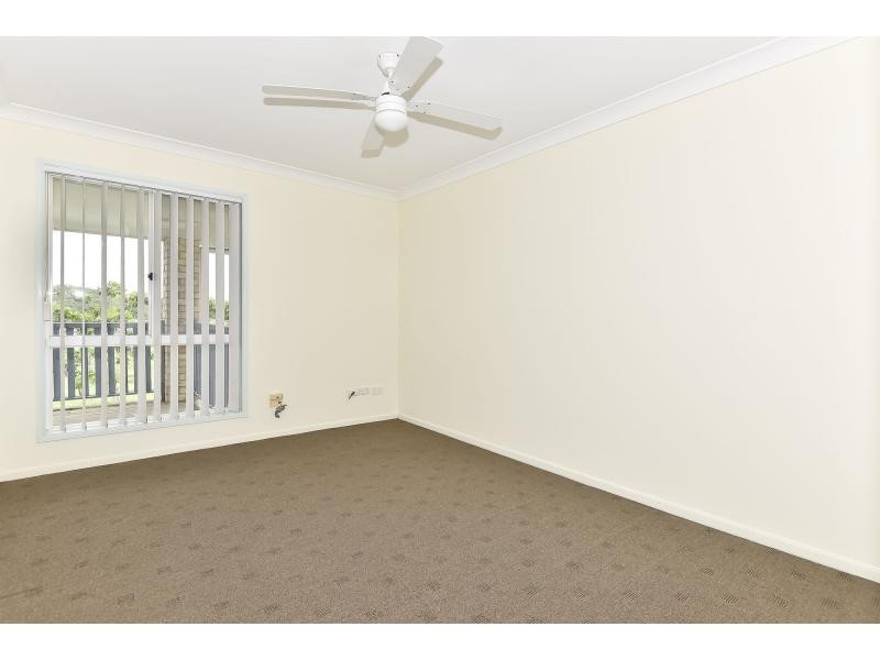 9/8 Peninsula Avenue, Cornubia QLD 4130