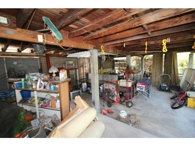 8 Lake Road, Slacks Creek QLD 4127