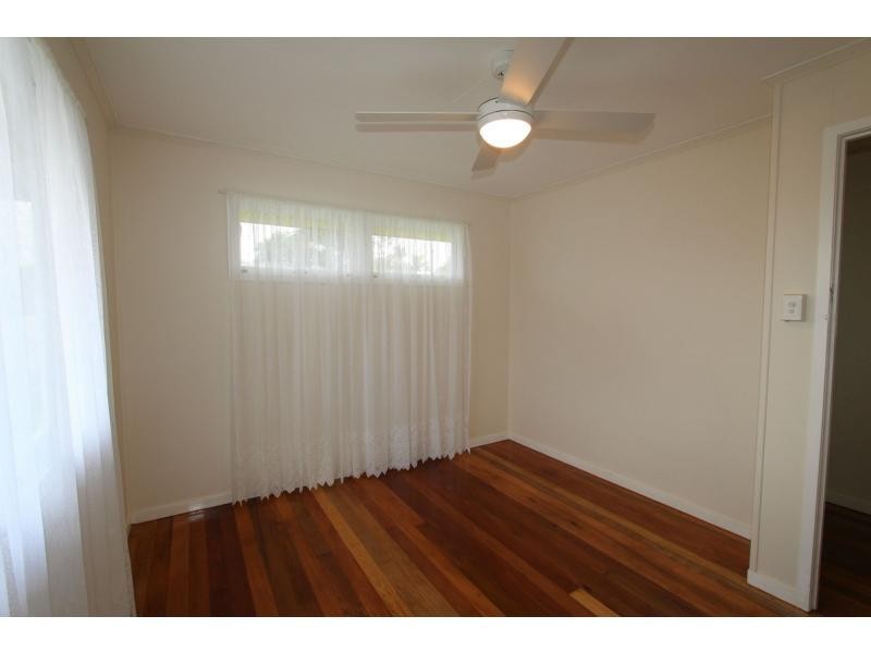 6 Lawson Street, Woodridge QLD 4114