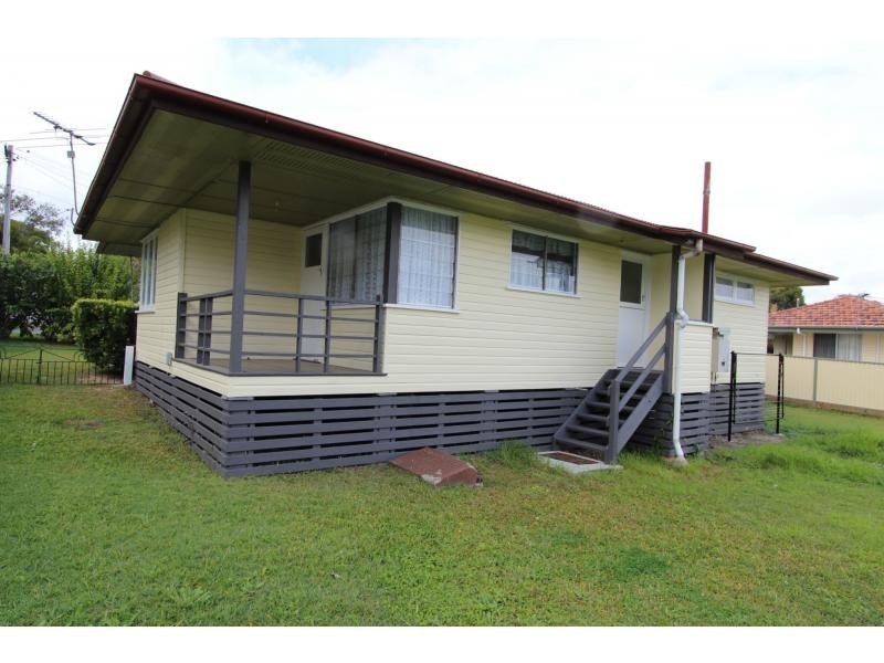6 Lawson Street, Woodridge QLD 4114