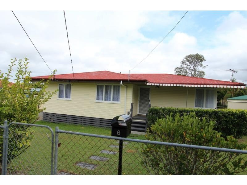 6 Lawson Street, Woodridge QLD 4114