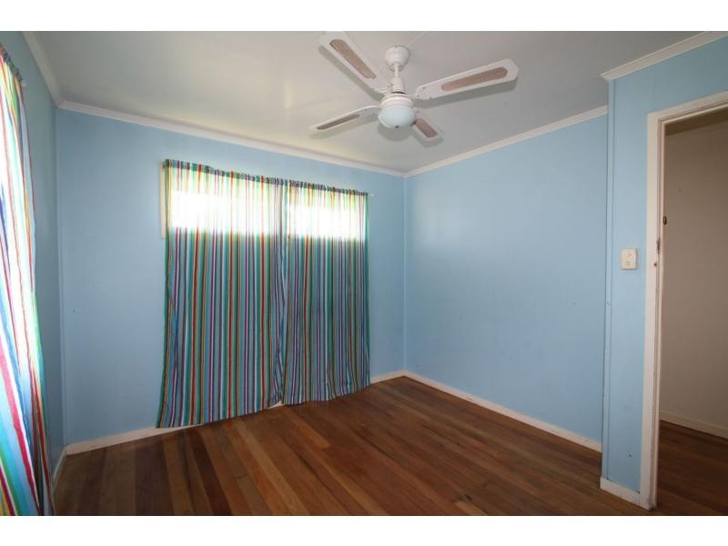 6 Lawson Street, Woodridge QLD 4114