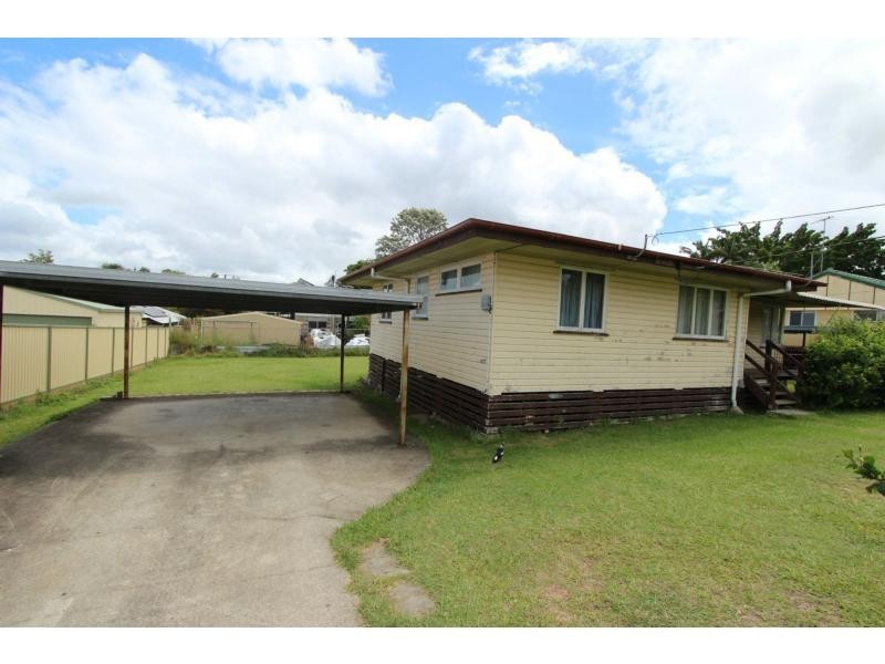 6 Lawson Street, Woodridge QLD 4114