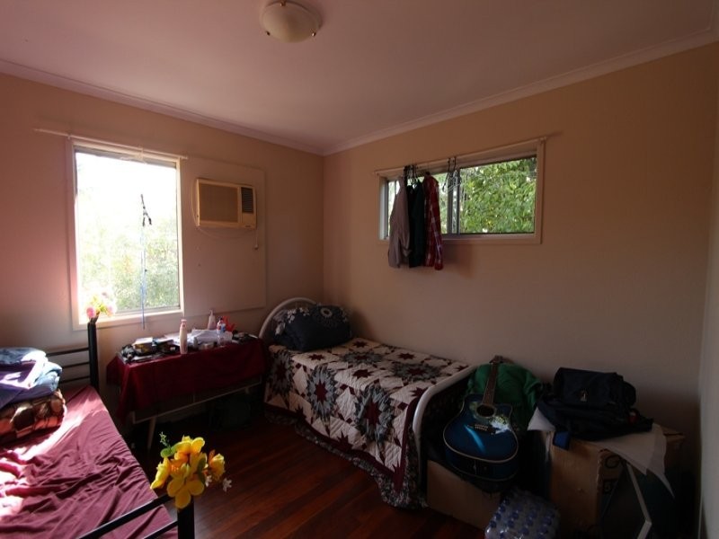 3 Camelia Avenue, Logan Central QLD 4114