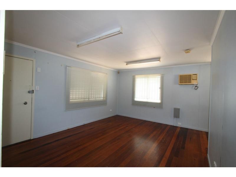 516 Kingston Road, Kingston QLD 4114