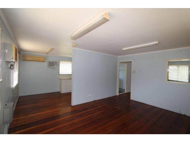 516 Kingston Road, Kingston QLD 4114