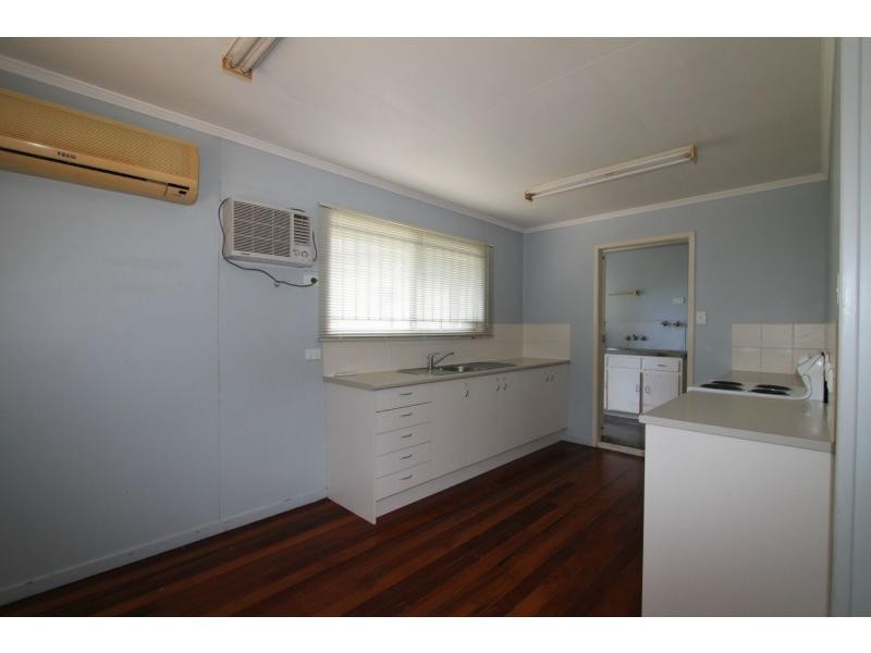 516 Kingston Road, Kingston QLD 4114