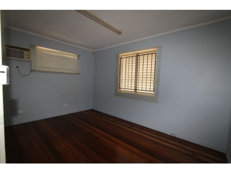 516 Kingston Road, Kingston QLD 4114