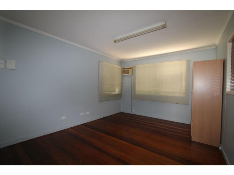 516 Kingston Road, Kingston QLD 4114