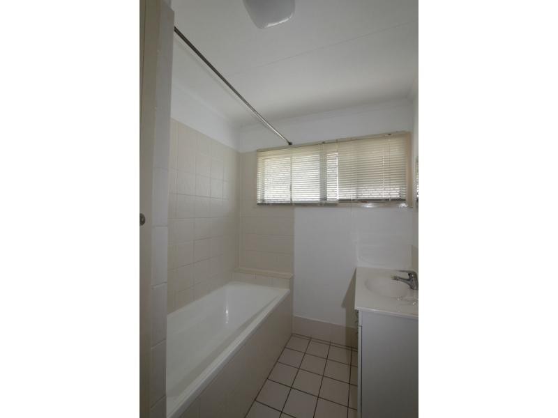 516 Kingston Road, Kingston QLD 4114