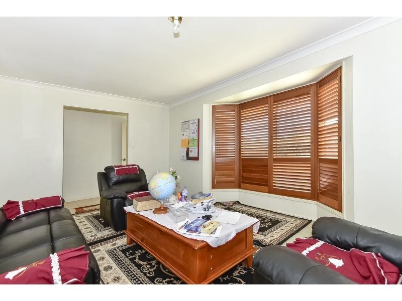 10 Meadow Street, Loganlea QLD 4131