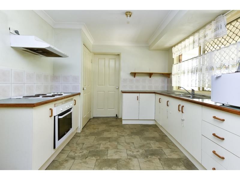 10 Meadow Street, Loganlea QLD 4131