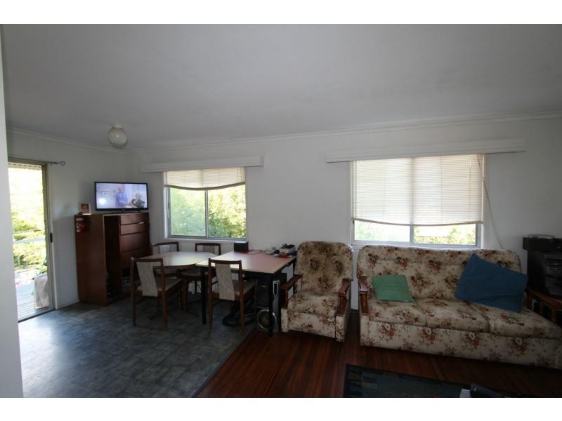 15 Strathdarr Street, Woodridge QLD 4114