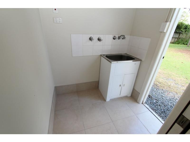 8 She-Oak Street, Kingston QLD 4114