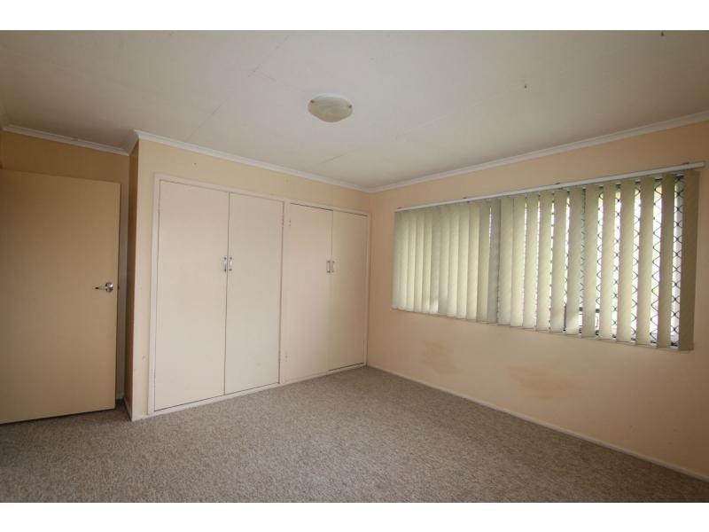 30 Brisbane Street, Kingston QLD 4114