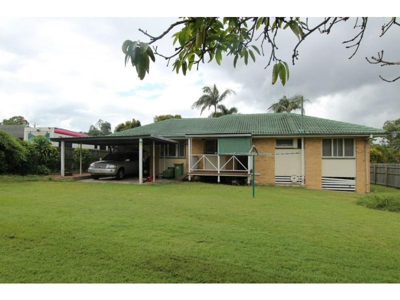 30 Brisbane Street, Kingston QLD 4114