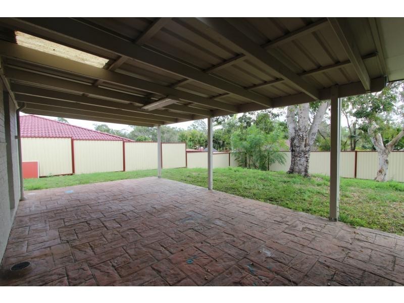 101 Lamberth Road, Regents Park QLD 4118
