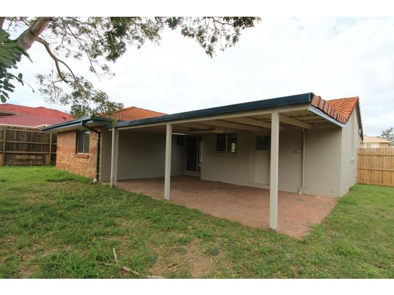 101 Lamberth Road, Regents Park QLD 4118