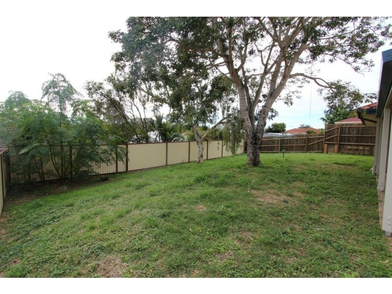 101 Lamberth Road, Regents Park QLD 4118