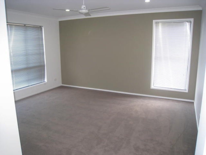 9 Flametree Crescent, Berrinba QLD 4117